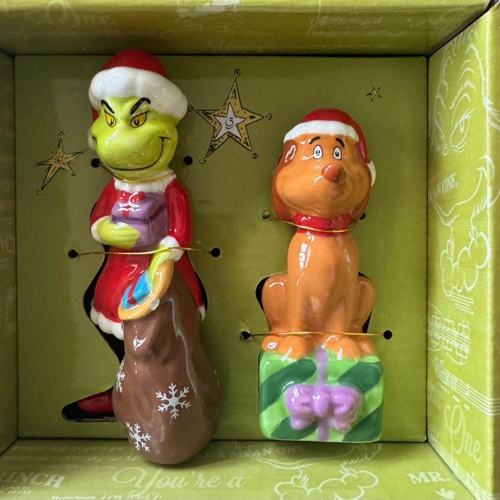 Dr Seuss The Grinch And Max Christmas Holiday Salt And Pepper Shakers Brand New